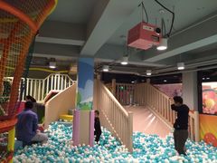 -布鲁豪斯亲子欢乐家庭餐厅
