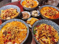 -粉家柳州螺蛳粉(杨宅路店)