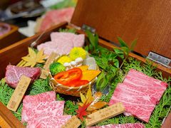-山川小町·极番烧肉(新地假日广场店)