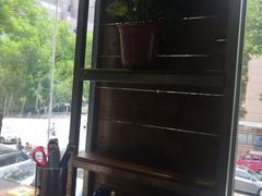 靠窗位-原始泥炉烤肉(总店)
