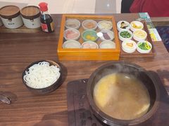 -良米山·云南野生菌过桥米线(上海首店)