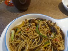 黑椒牛柳丝炒意粉-杯子红牛排(南庄吉利广场店)