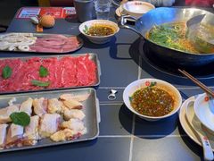 -由衷贵州酸汤牛肉火锅(新桥店)