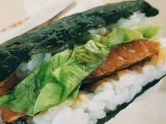 蒲烧鳗鱼饭团-全家便利店(杭州龙翔桥地铁站店)