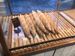 法棍-Dough&Joe团憩(瑞虹天地月亮湾店)