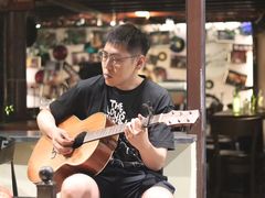 -南锣鼓巷吉他吧(鼓楼店)