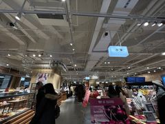 -七鲜超市(瑞虹天地太阳宫店)