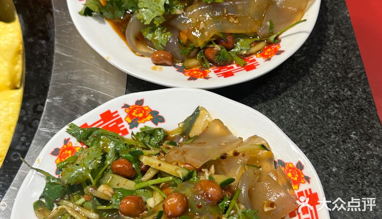 我超爱的铁锅炖好好吃!