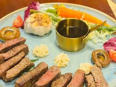 -mordew加州日记西餐&小酒馆(新天地店)