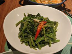 柠檬酸辣无骨凤爪-帕蓝·暹罗料理(曲阳店)