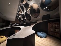 -涨巢·潮玩水疗局