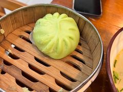 -老何家后安粉·糟粕醋海鲜火锅(三亚湾椰梦长廊店)