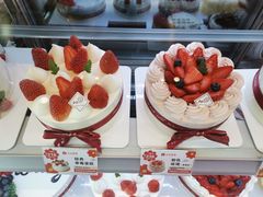 -花花卷卷·鲜食蛋糕(静安久光百货店)