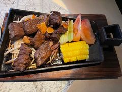 -穹六人间 people 6(岳阳路店)