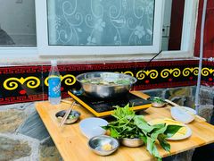 -黑竹沟新场牛肉火锅