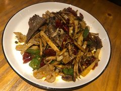 -十三式重庆江湖菜(金茂览秀城店)