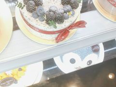 -花花卷卷·鲜食蛋糕(静安久光百货店)