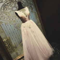 -南京宝娜嫁衣婚纱礼服馆(中央路店)