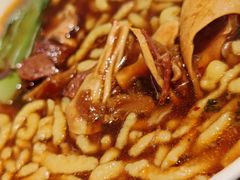 牛肉抿曲子-磁州卤面·地标邯郸菜(97年创始店)