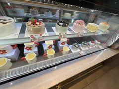 -花花卷卷·鲜食蛋糕(静安久光百货店)