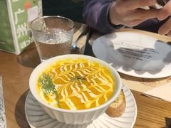-Mark&Mars Restaurant