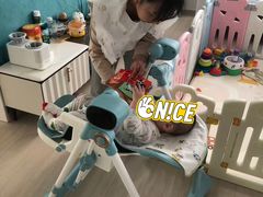 -爱月宝月嫂·育儿嫂(哈尔滨总店)