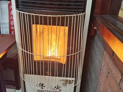 -湖南人家湘菜馆(镇江路店)