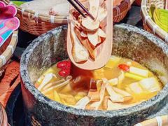 -芸山季·云南野生菌火锅(人民广场来福士店)
