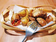 -POKEE VIA&Brunch·维娅(重庆来福士店)