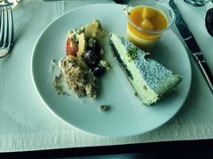 -澳门旅游塔360°旋转餐厅(南湾湖广场店)