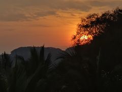 -日落吧·海景咖啡厅·餐酒吧·鸡尾酒·下午茶·乐队表演·浪漫夕阳·三亚文华东方酒店