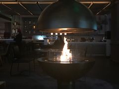 -恰餐厅及酒吧 CHAR Bar & Grill (北京丽都皇冠假日店)