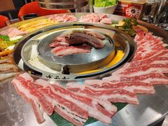 -哈哈碳都·牛肋条无限自助烤肉(台江万达店)