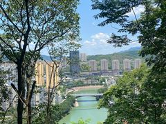 -綦江古剑山