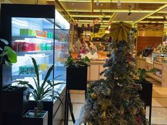 -大中华希尔顿酒店-念自助餐·嗨啤·小龙虾