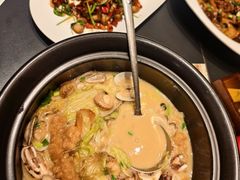 -五谷丰登农家院·地道胶东菜·海鲜烧烤(威海店)