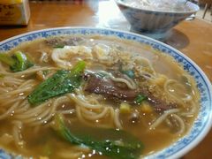 -邱芳粉店(迎宾大道旗舰店)