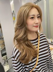 -AKOZO Beauty Salon