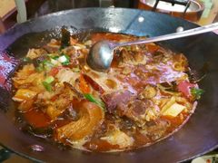 -富正毅三下锅·湘西韵味(天门山索道店)