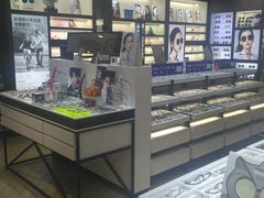 -沫芮眼镜·蔡司·依视路·尼康明月(环创店)