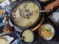 -小椒娘撒椒鱼火锅(三八广场店)