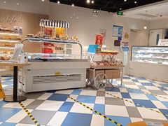 -85度C(生甜甜圈研究工坊·上海局门店)