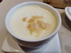双皮奶-悦满楼·西关名点·湛江名菜(航空综合大厦店)