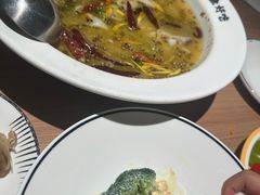 -太二酸菜鱼(菱角湖万达店)
