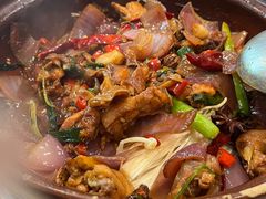 -胡须佬鸡煲四季火锅店(石厦西村直营店)