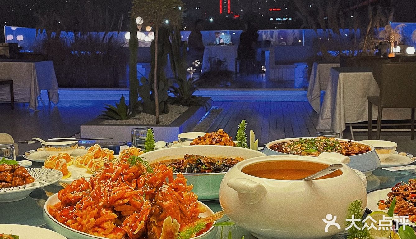 情侣约会|绝美夜景🌃吹吹江边的风