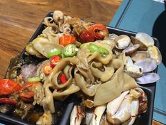 -八月美食小馆(银泰城总店)