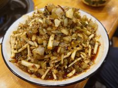 -榕江牛瘪牛肉火锅