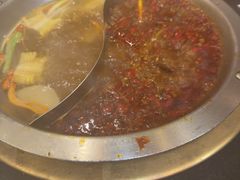 -沸炉重庆老火锅(军事博物馆店)