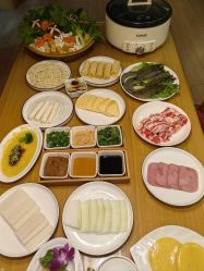 -爱陪伴尊享月子中心(国际店)